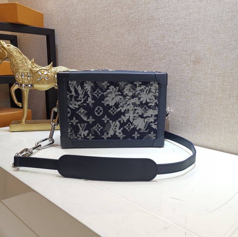 Best Replica Louis Vuitton Soft Trunk Monogram Canvas Replica Bag M57283 - Colareps