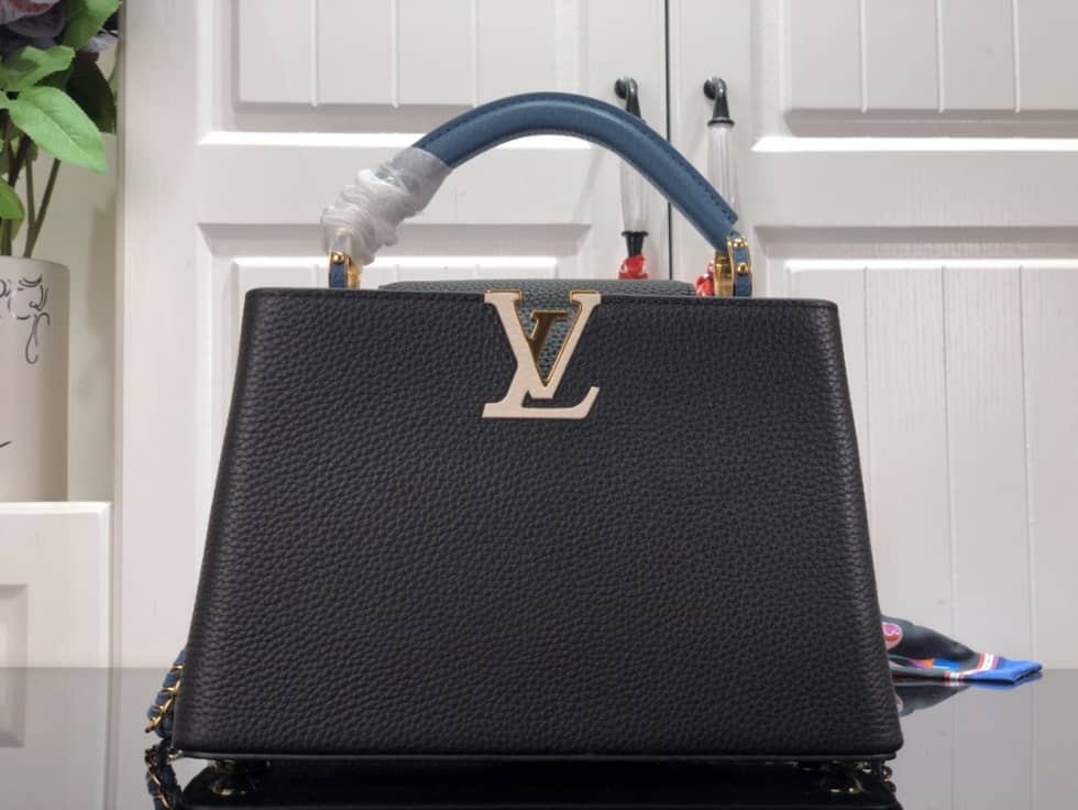 Best Replica Louis Vuitton Capucines BB M59709 Replica Shoulder Bag - Colareps