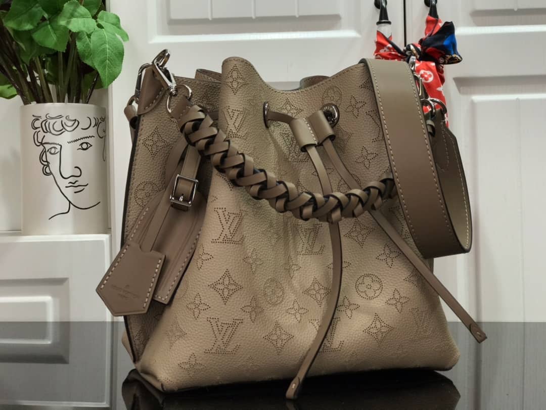 Best Replica Louis Vuitton Mahina Muria Replica Handbag Gray M55801 - Colareps