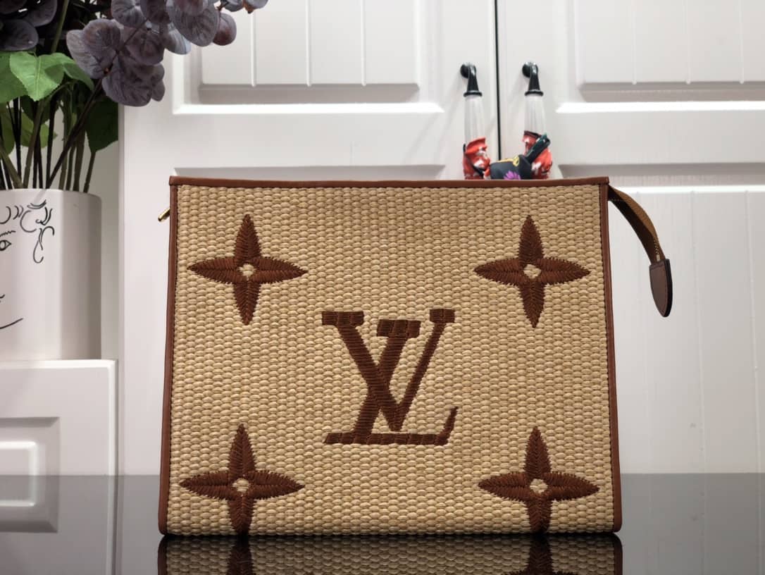 Best Replica Louis Vuitton Monogram Giant Raffia Toiletry 26 Cosmetic Bag - Colareps