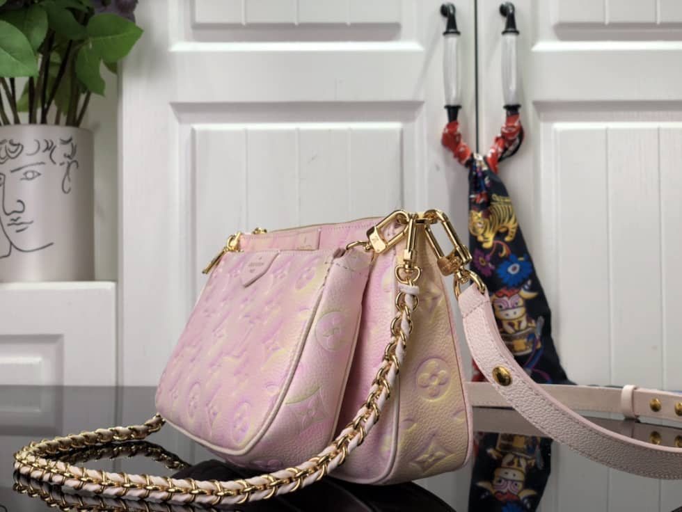 Best Replica Louis Vuitton Multi Pochette Accessoires Light Pink M46093 Replica - Colareps