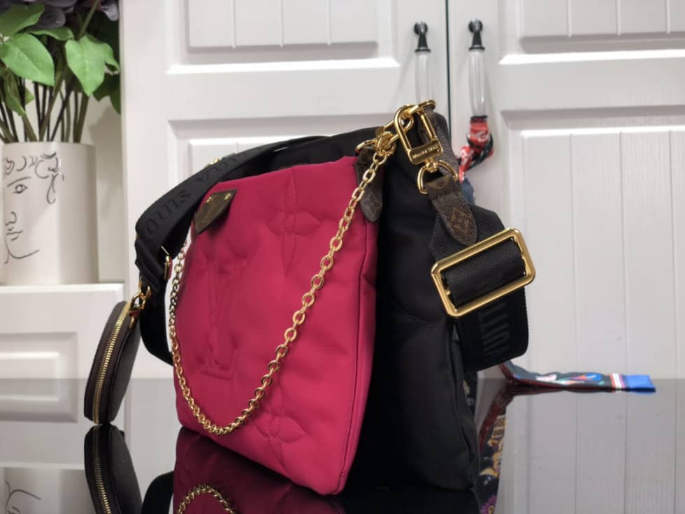 Best Replica Louis Vuitton Maxi Multi Pochette Accessoires M58977 Replica Shoulder Bag - Colareps