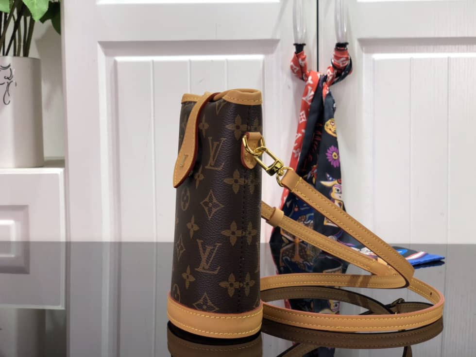 Best Replica Louis Vuitton Fold Me Pouch Monogram Brown M80874 Replica Bucket Bag - Colareps