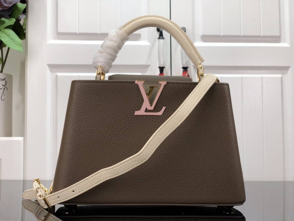 Best Replica Louis Vuitton Capucines BB M59709 Replica Shoulder Bag - Colareps