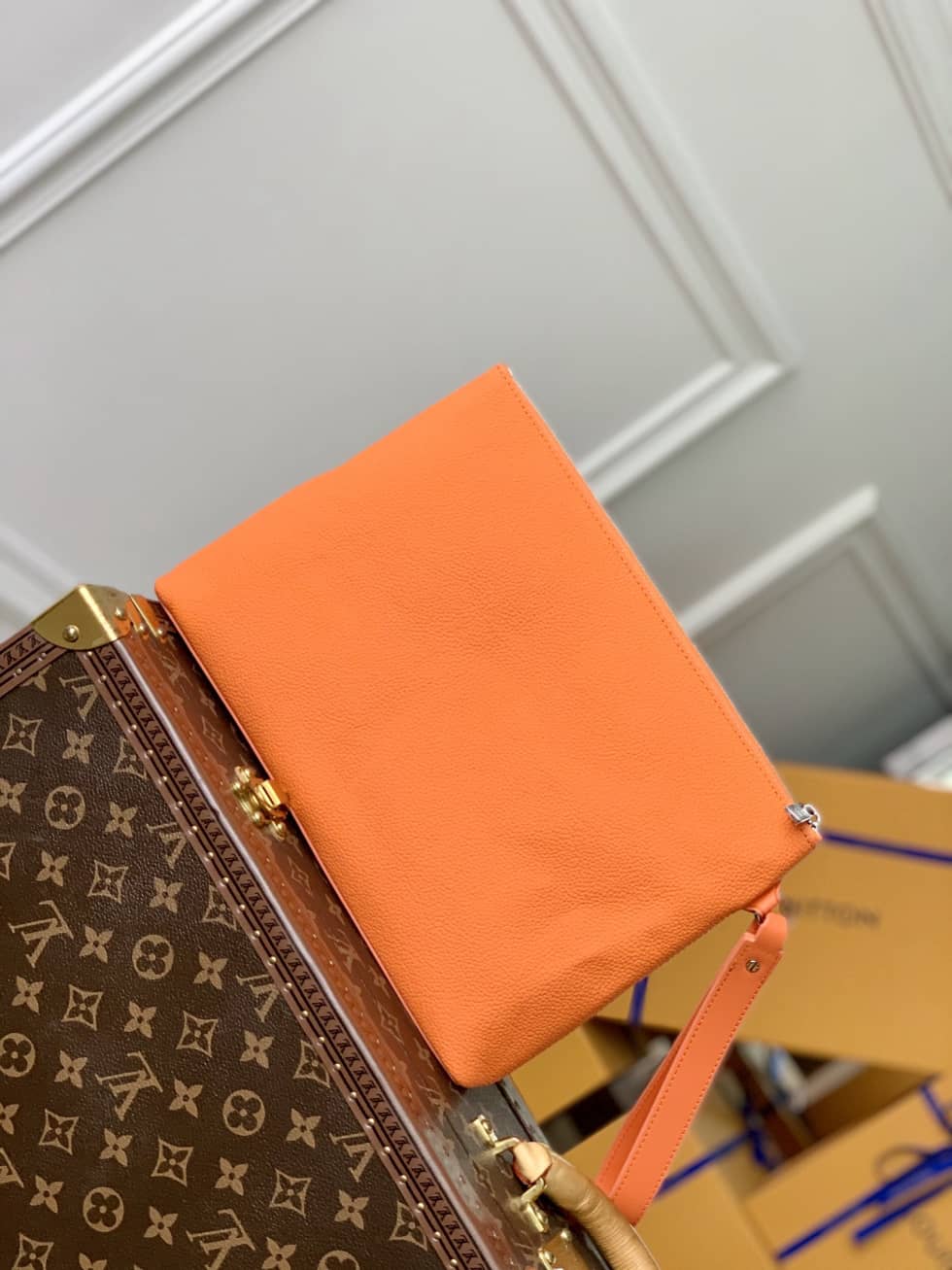 Best Replica Louis Vuitton Aerogram Pochette Orange M69837 Replica - Colareps
