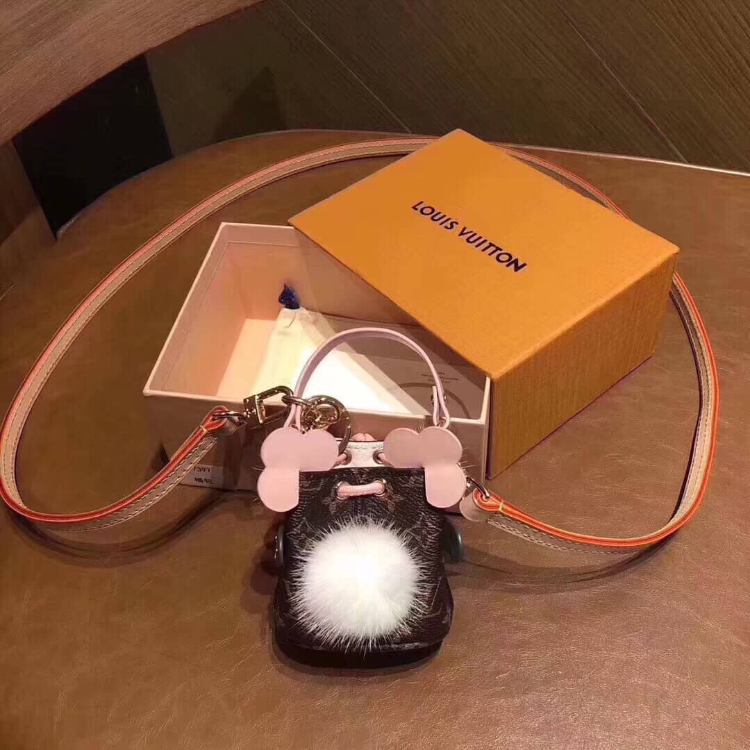 Best Replica LV Bag Charm Dupe Wild Puppet Neonoe Koala M67397 - Colareps