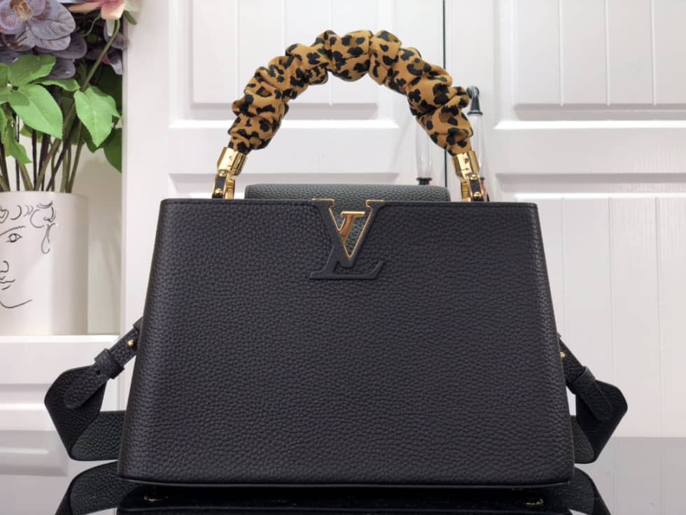 Best Replica Louis Vuitton Capucines MM Black M58732 Replica Crossbody Bag - Colareps