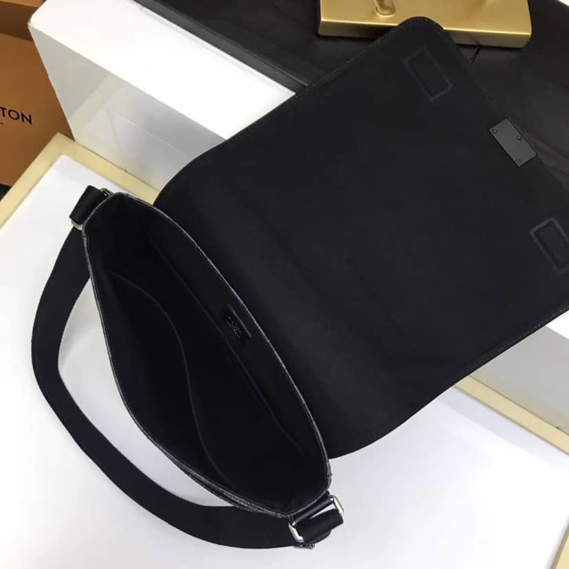 L0vis Vvtt0n Damier Graphite District MM Shoulder Bag Replica N41272
