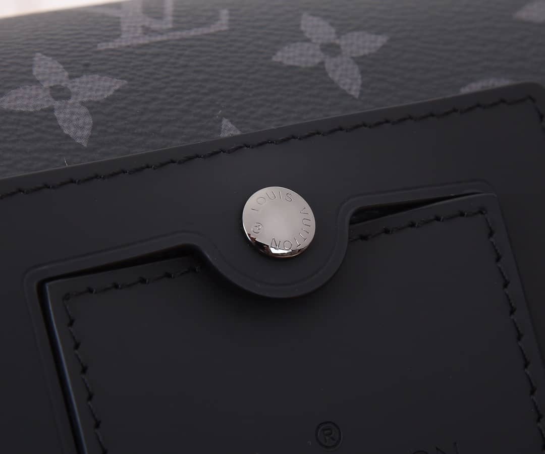 L0vis Vvtt0n Monogramu Messenger PM Voyage Shoulder Bag Replica M40511