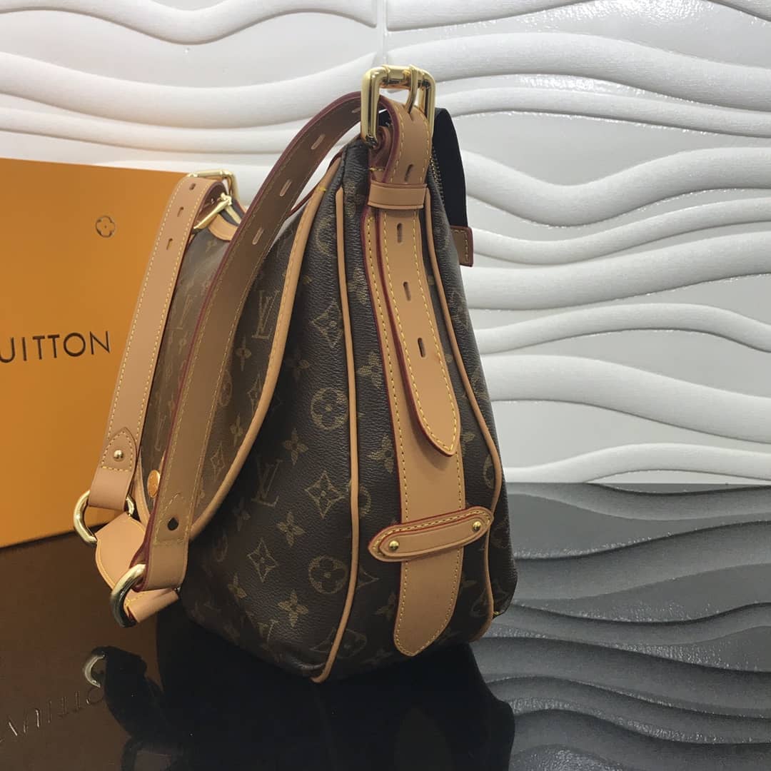 Best Replica Louis Vuitton Tulum GM Monogram Crossbody Bag Replica M40075 - Colareps