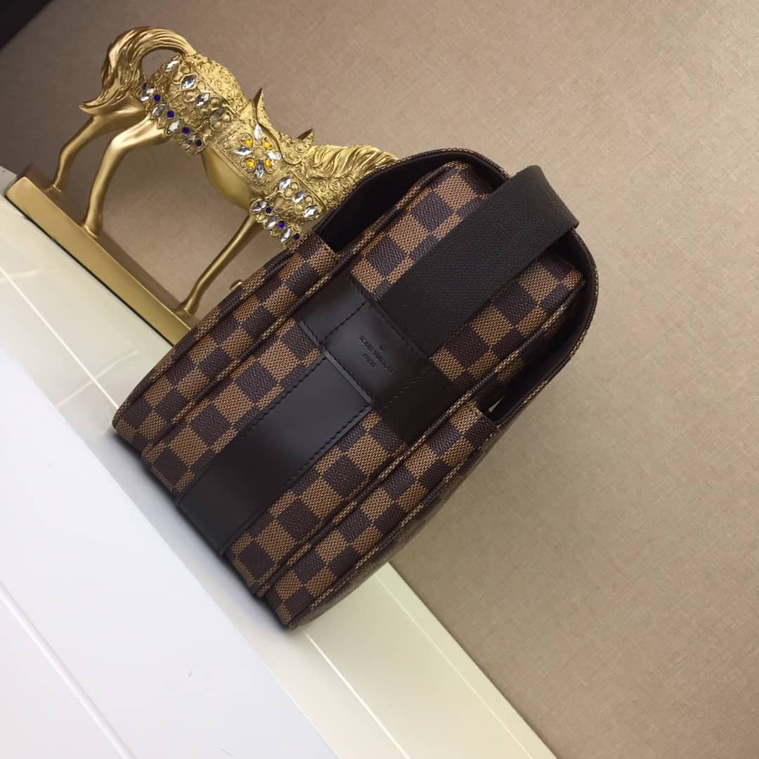 L0vis Vvtt0n Naviglio Leather Shoulder Bag Replica N45255