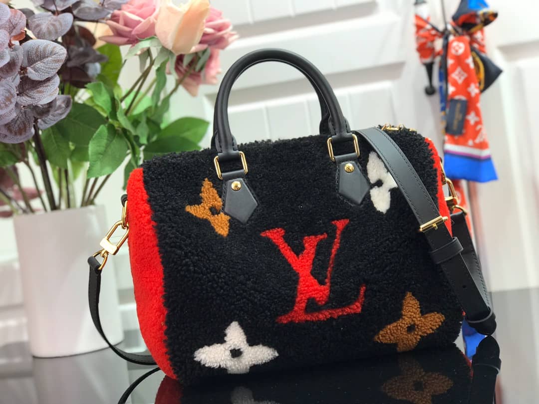 Best Replica Louis Vuitton Replica Bags Speedy 25 Giant Monogram Teddy M55423 - Colareps