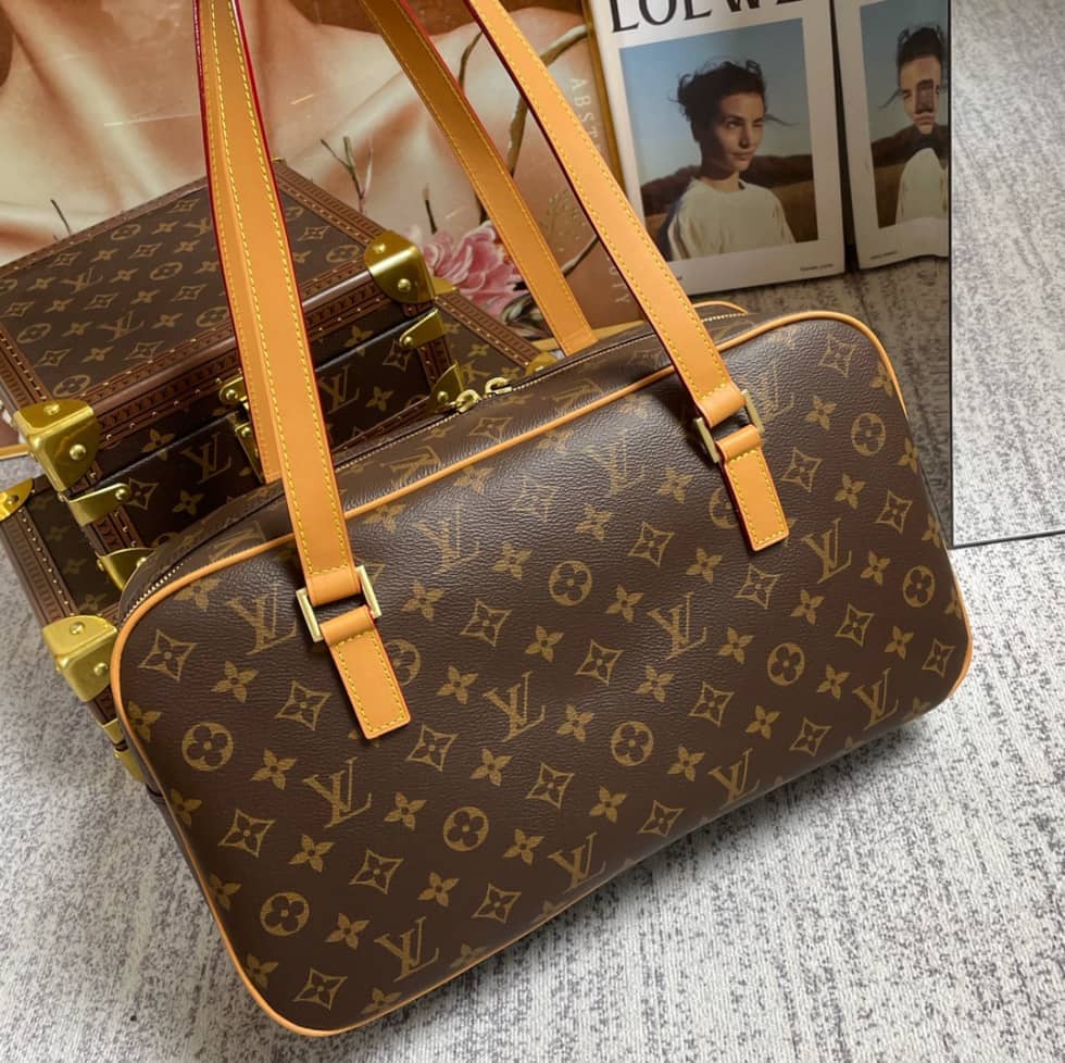 Best Replica Louis Vuitton Monogram Cite GM M51181 Replica Shoulder Bag - Colareps