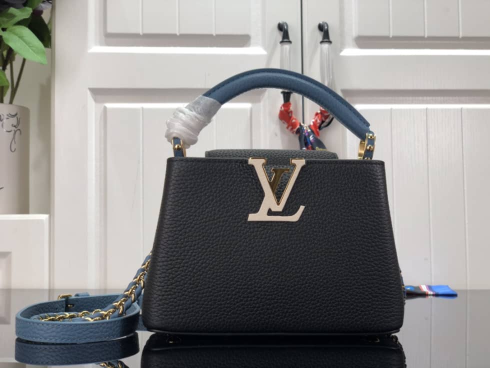 Best Replica Louis Vuitton Capucines Mini M59709 Replica Shoulder Bag - Colareps