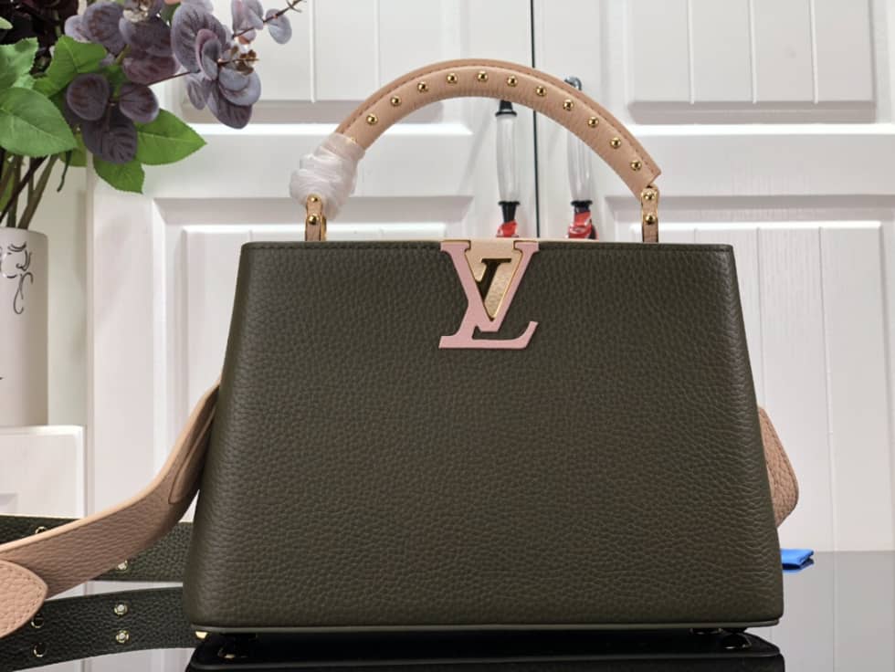 Best Replica Louis Vuitton Capucines BB M58578 Replica Shoulder Bag - Colareps