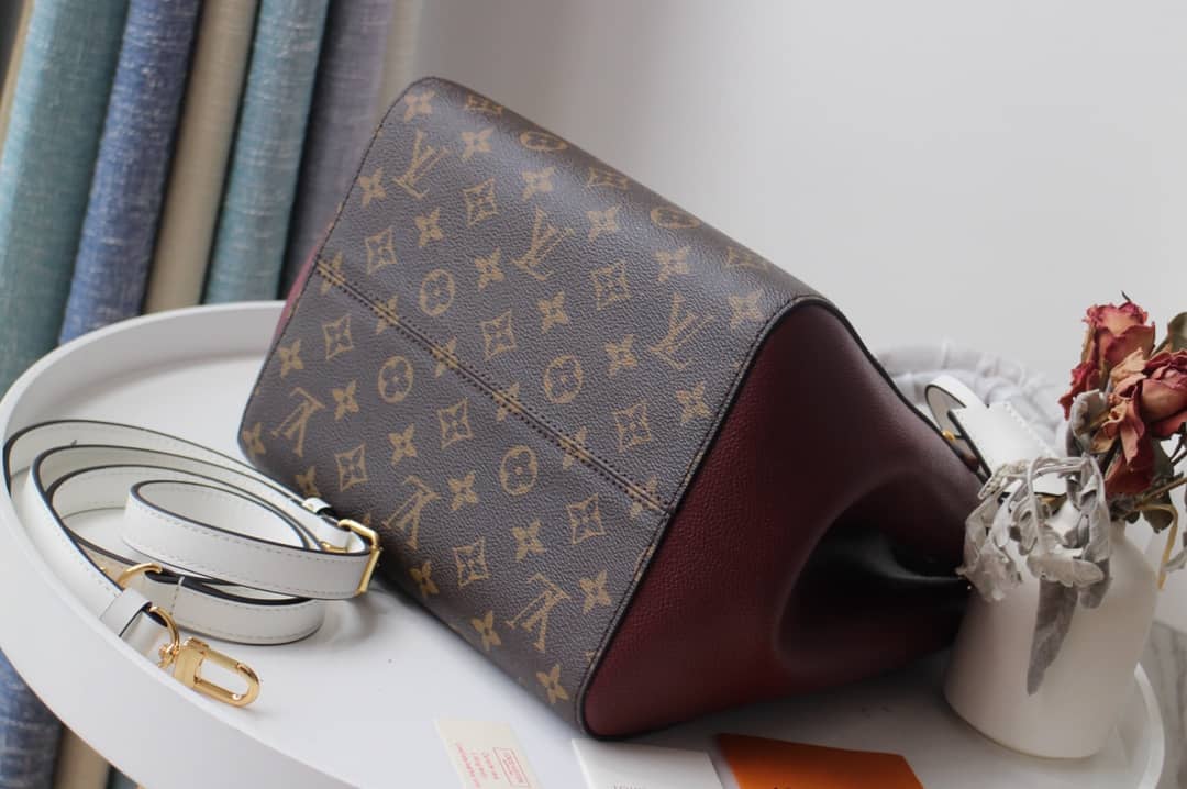 Best Replica Louis Vuitton Monogram Fold MM 2way Tote Replica Black M45409 - Colareps