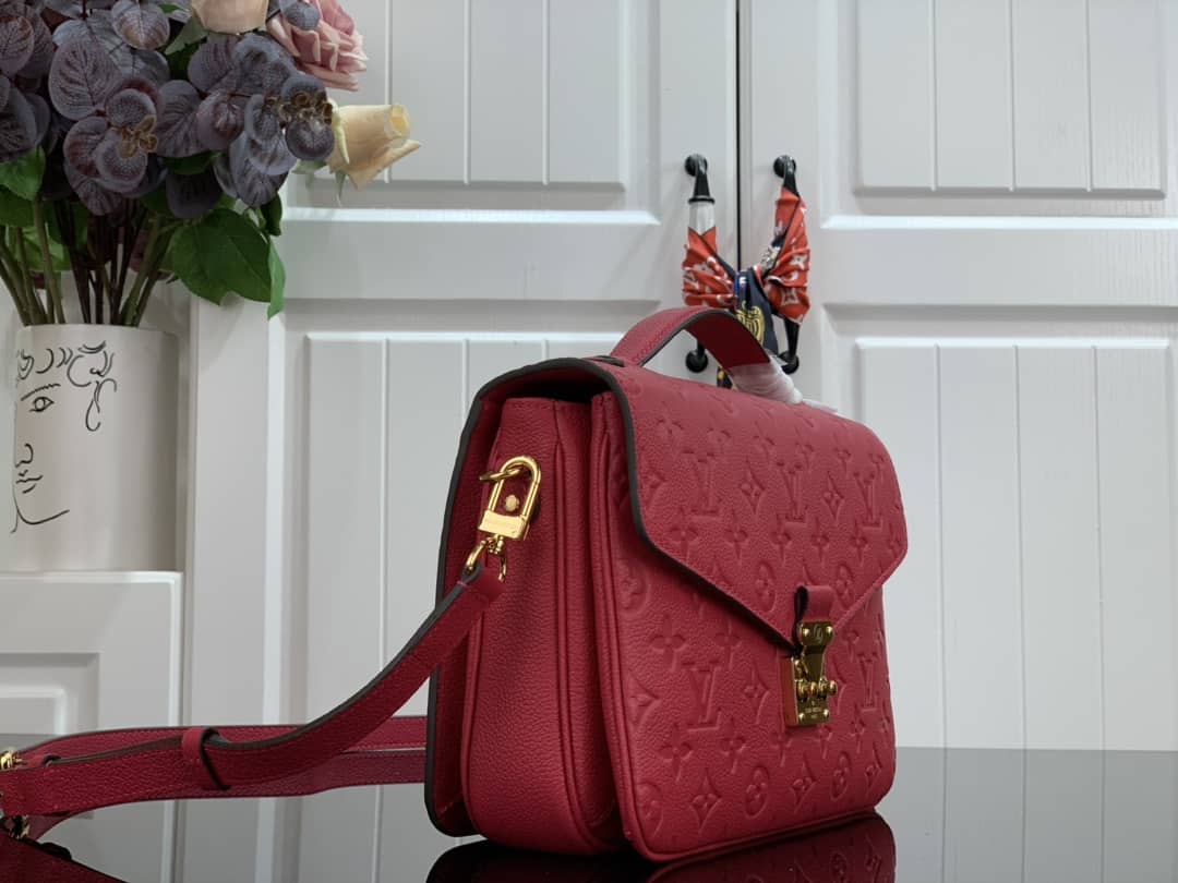 Best Replica Louis Vuitton Pochette Metis Marine Leather M44071 Replica Shoulder Bag - Colareps