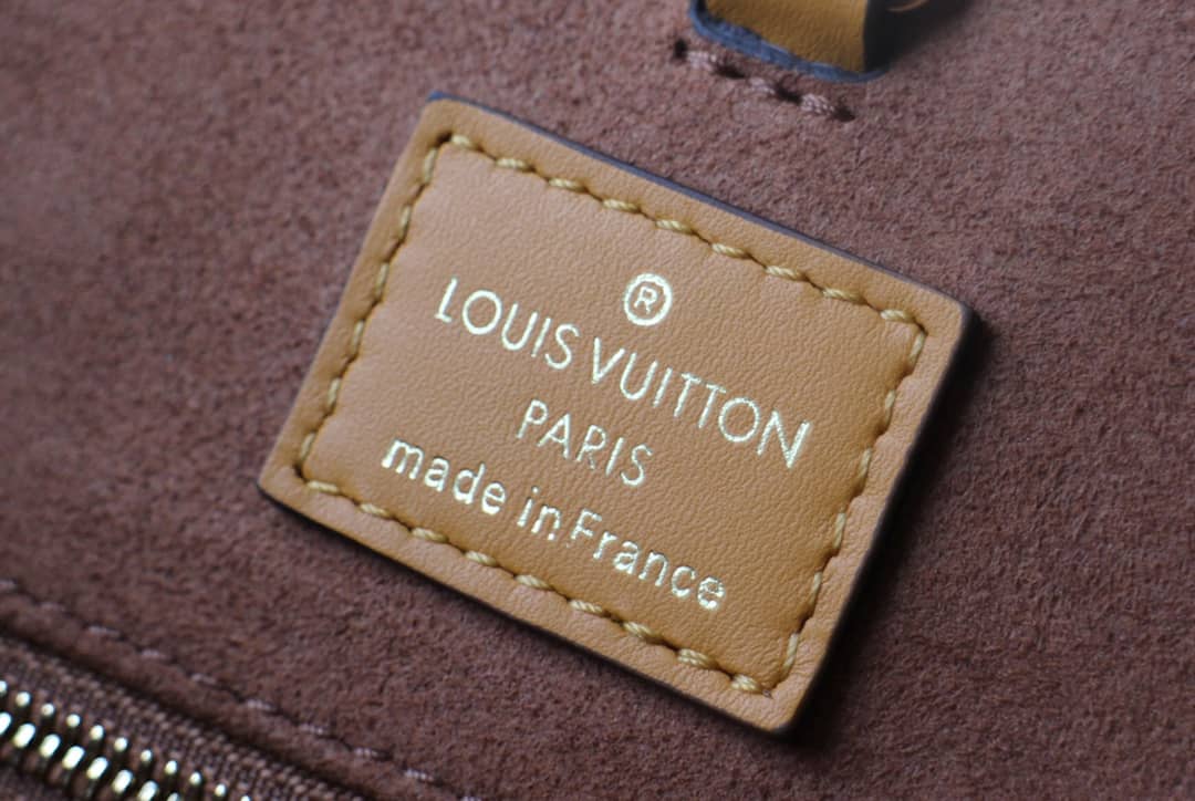 Best Replica Louis Vuitton Monogram Fold MM 2way Tote Replica White M45409 - Colareps
