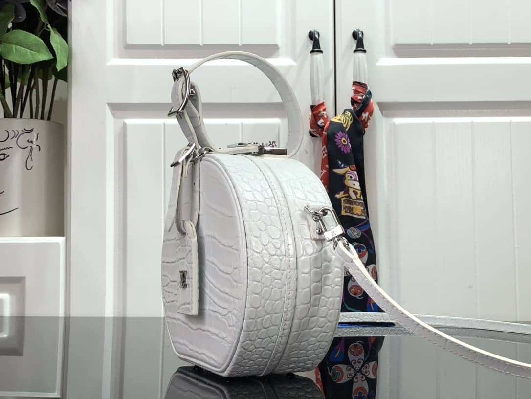 Best Replica Louis Vuitton Petite Boite Chapeau Crocodilien Brillant Replica Bag White N93597 - Colareps