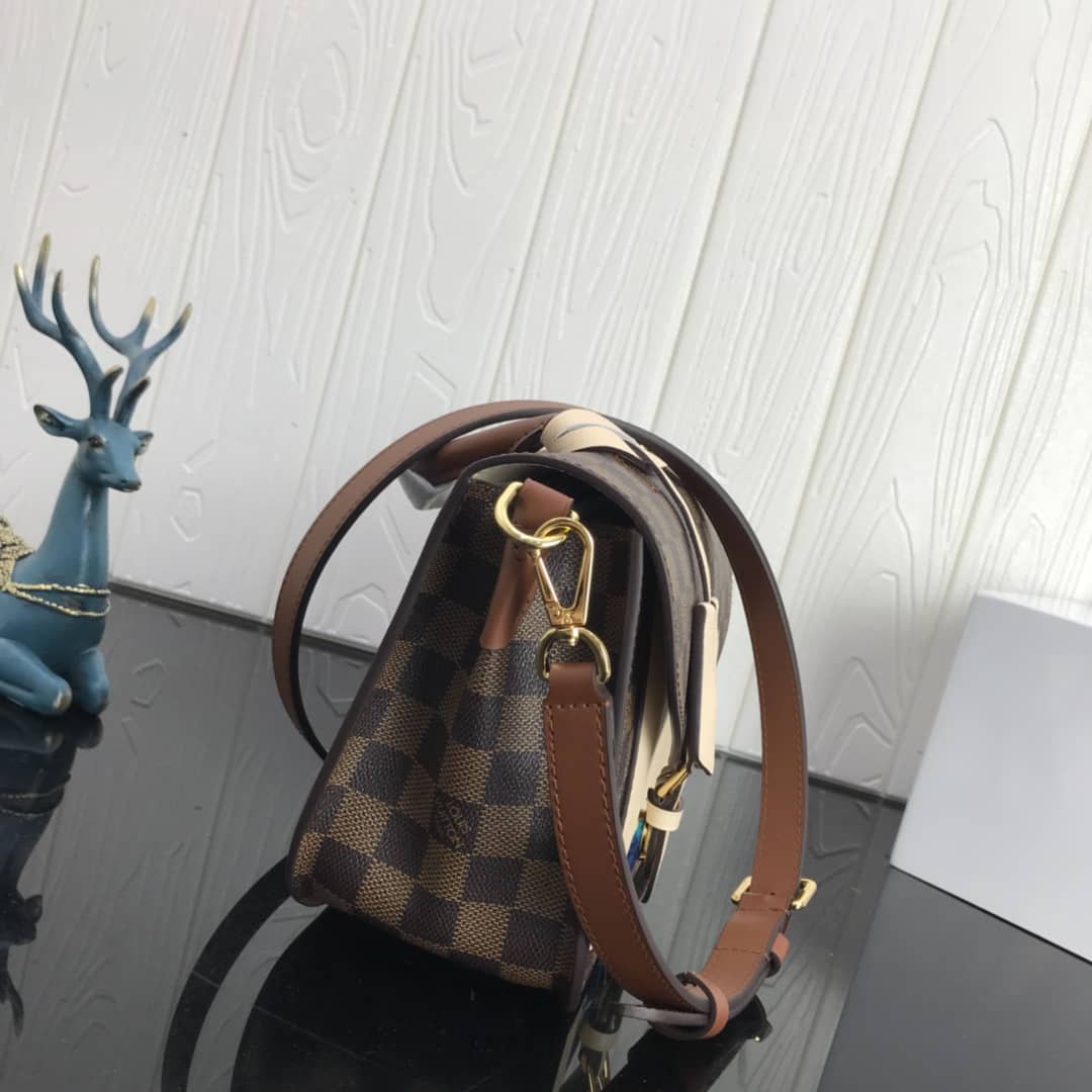 Best Replica Louis Vuitton Damier Canvas Trendy Replica Crossbody Bag White N40146 - Colareps
