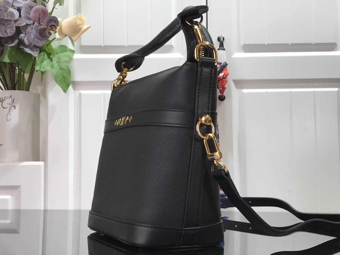 Best Replica Louis Vuitton Cruiser PM Calfskin Leather Replica Bag Black M57934 - Colareps