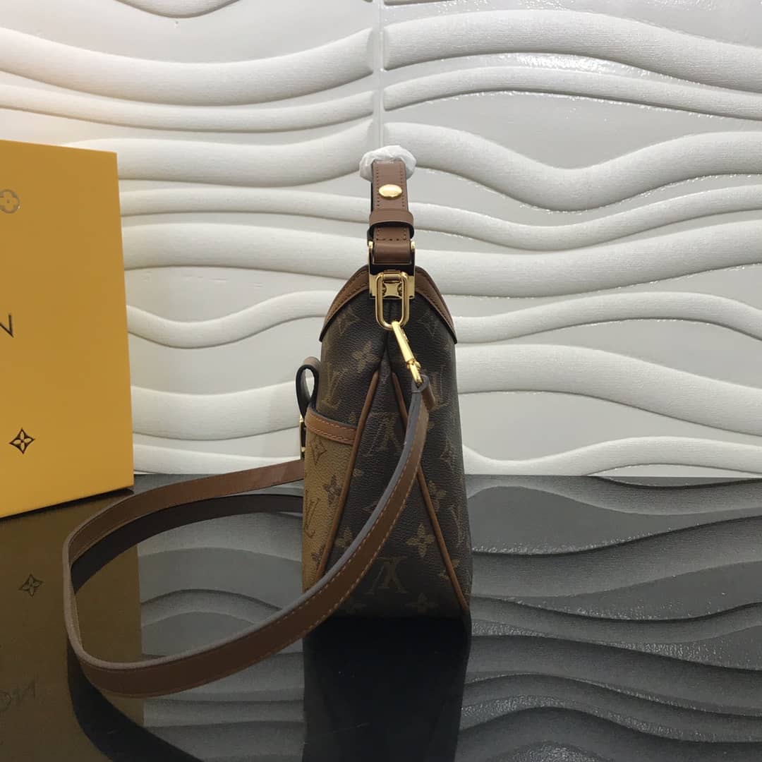 Best Replica Louis Vuitton Monogram Dauphine MM Replica Hobo M45195 - Colareps
