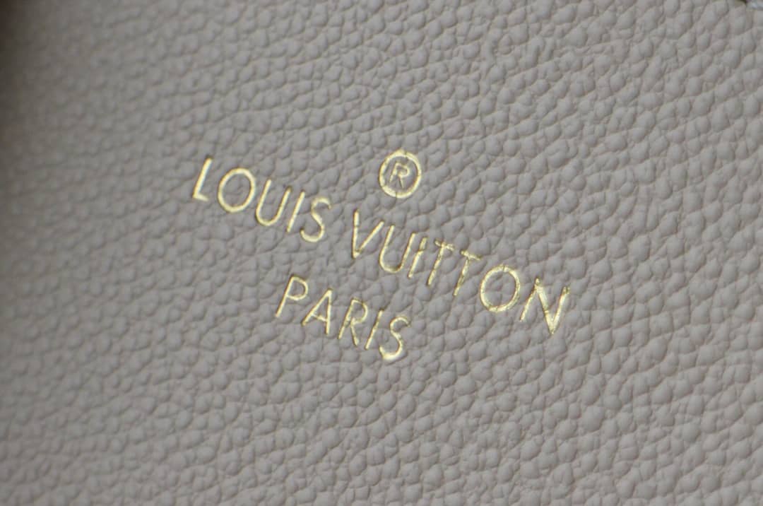 Best Replica Louis Vuitton Monogram Fold MM 2way Tote Replica White M45409 - Colareps