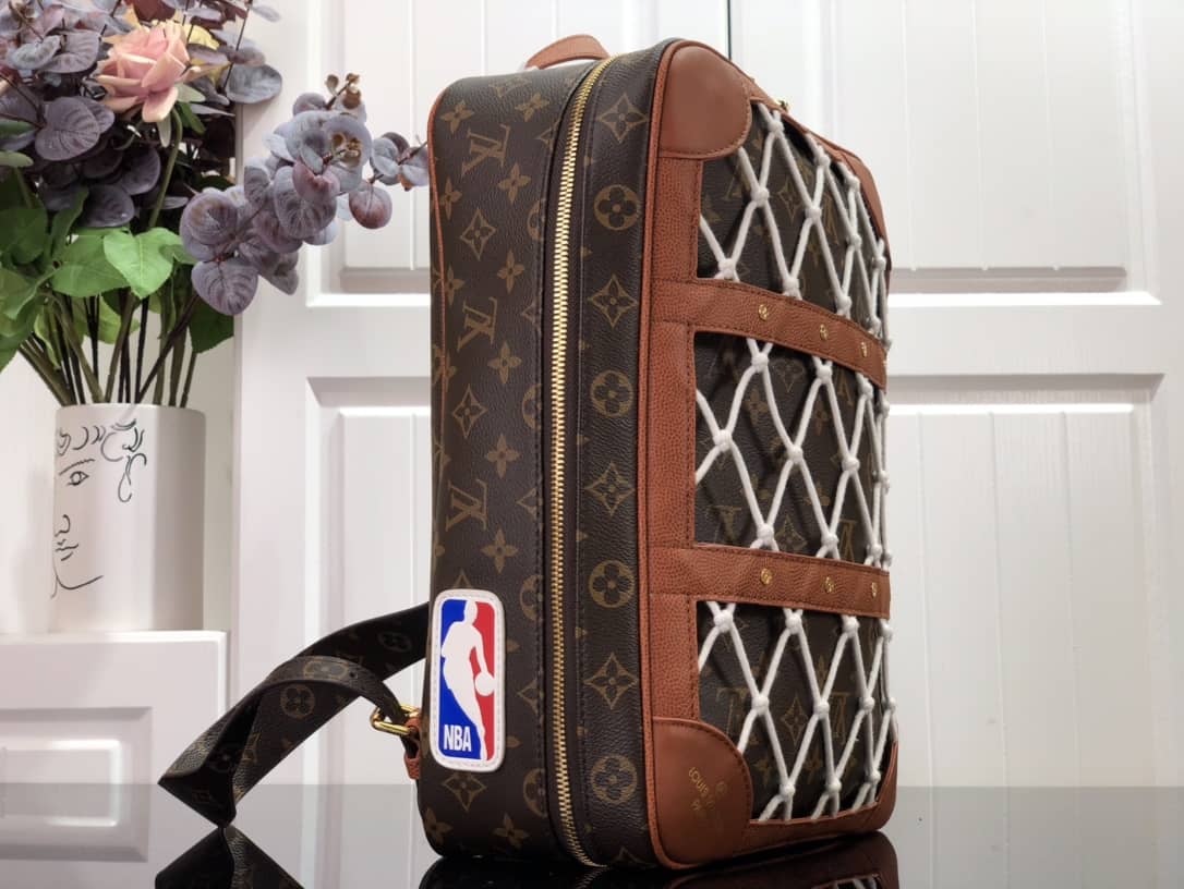 Best Replica Louis Vuitton x NBA Shoes Box Replica Backpack M45784 - Colareps
