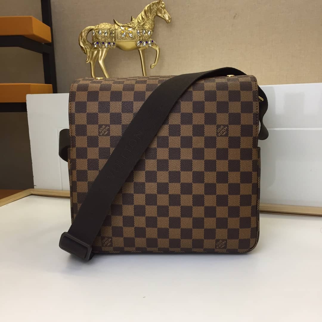 L0vis Vvtt0n Naviglio Leather Shoulder Bag Replica N45255