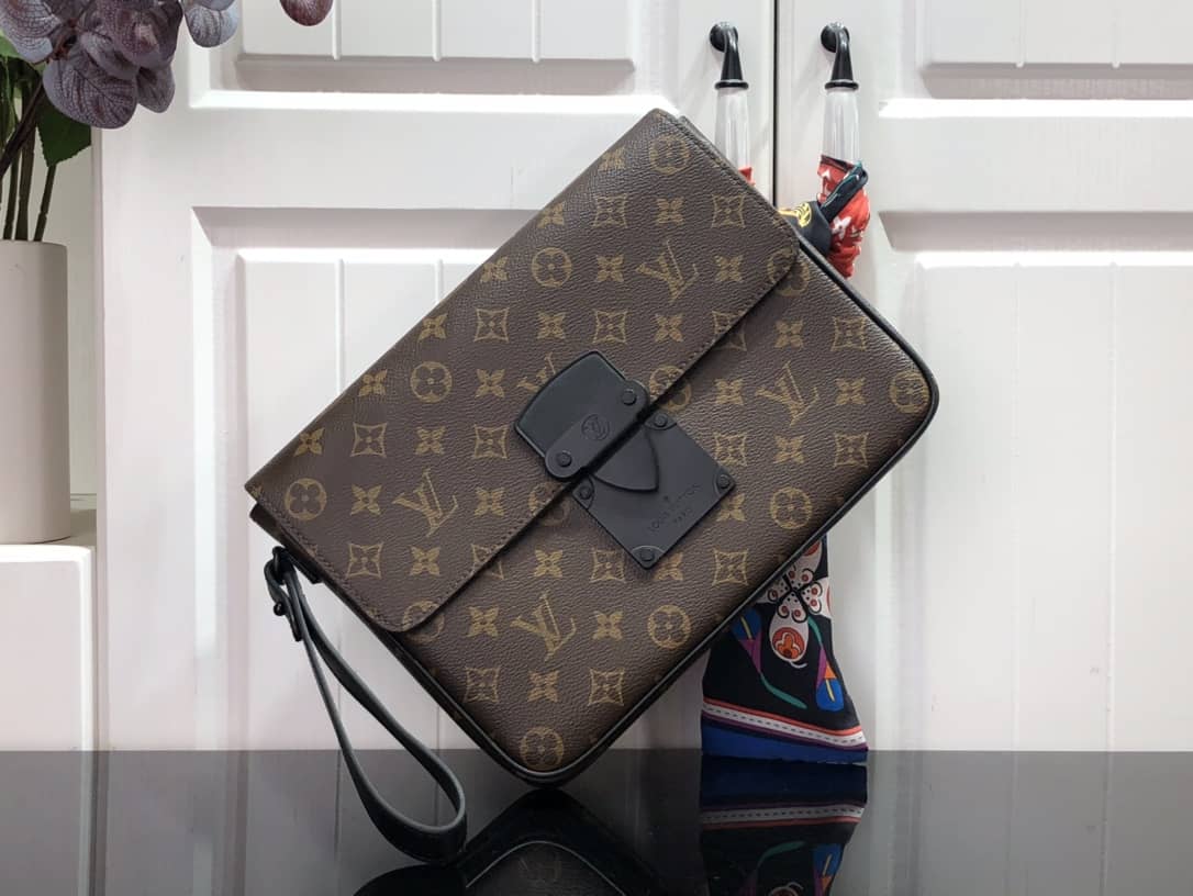 Best Replica Louis Vuitton Monogram Key S Lock A4 Pouch Replica M80560 - Colareps