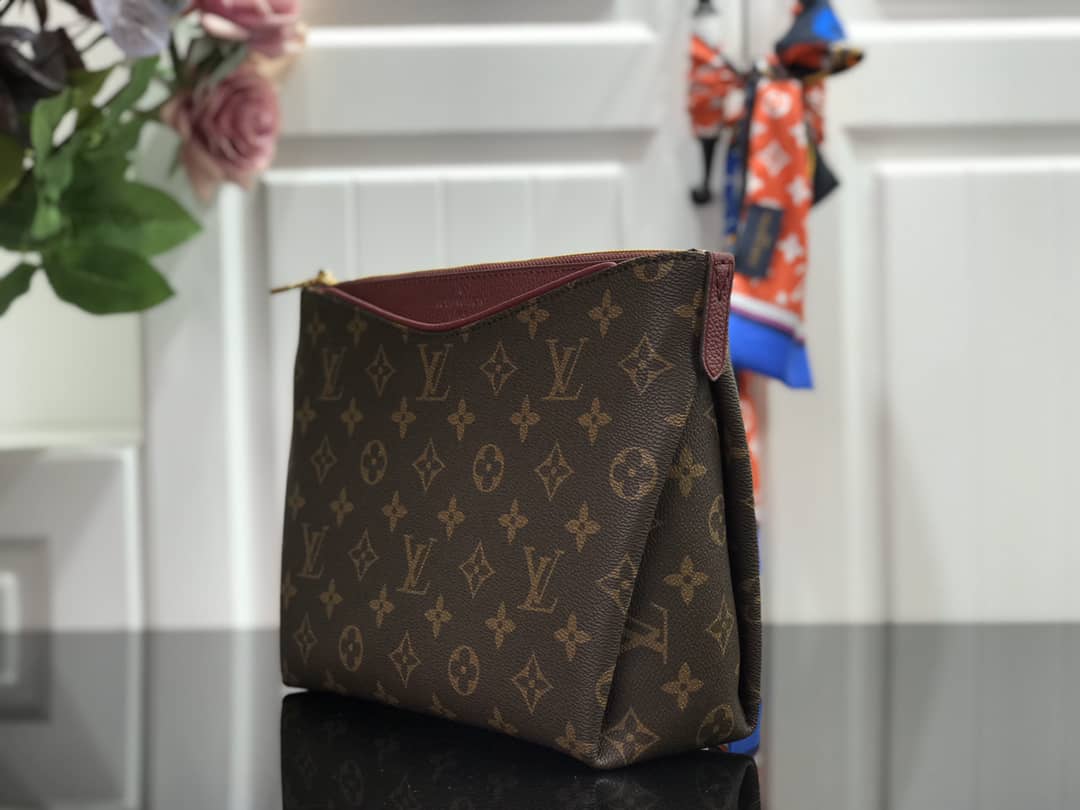 Best Replica Louis Vuitton Pallas Beauty Case Monogram Canvas Replica Purple M64123 - Colareps