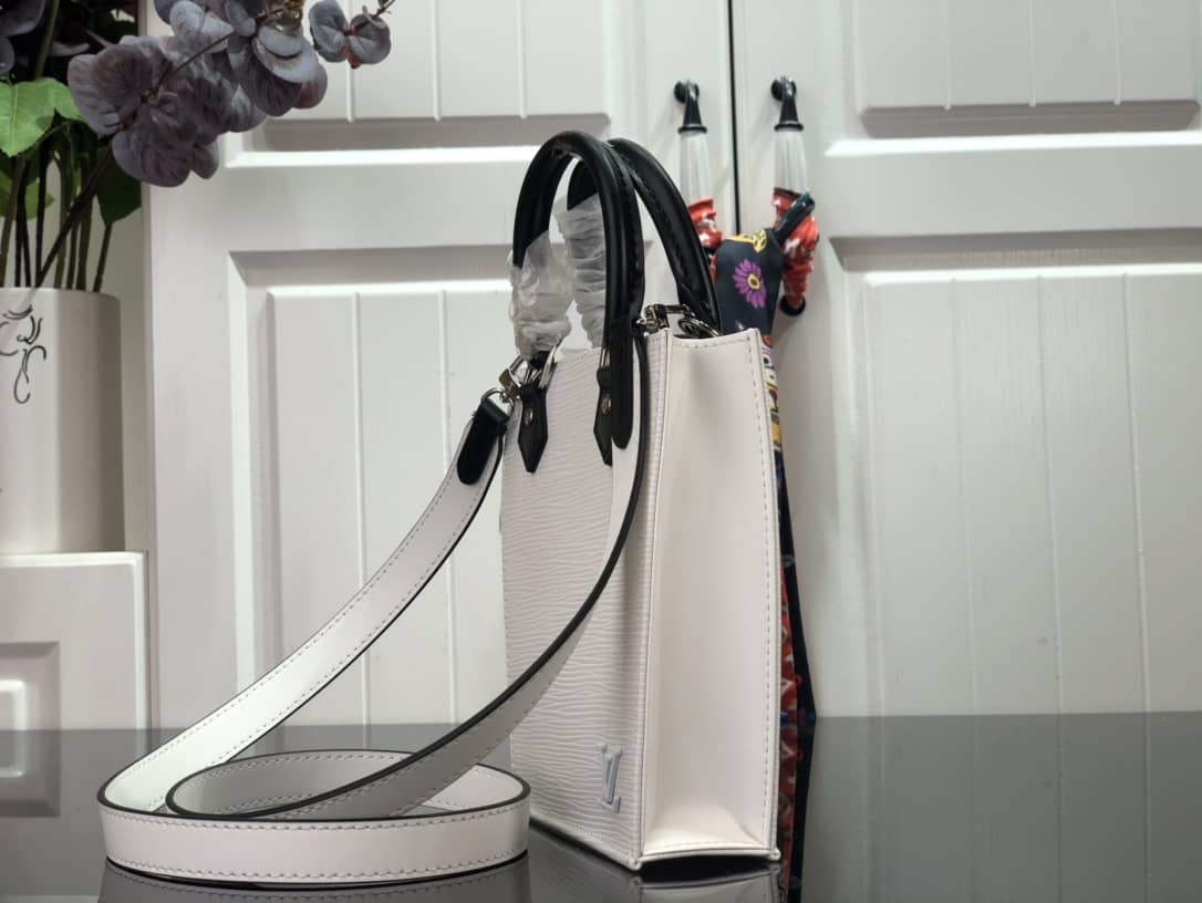 Best Replica Louis Vuitton Petit Sac Plat Flat Shoulder Bag Replica White M80169 - Colareps