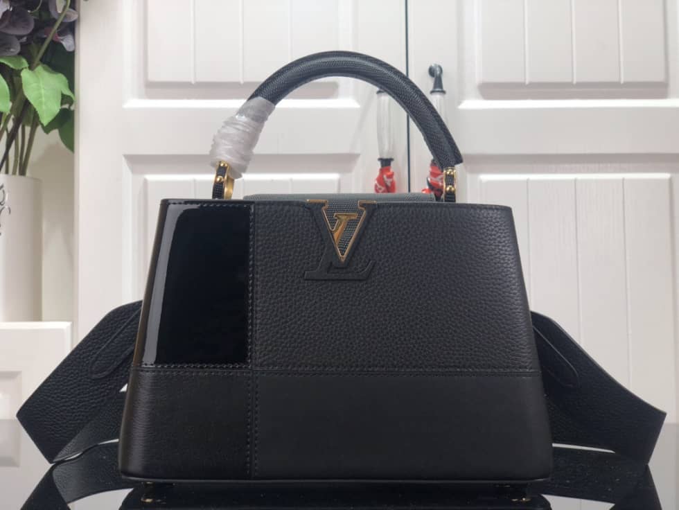 Best Replica Louis Vuitton Capucines BB M59269 Replica Shoulder Bag - Colareps