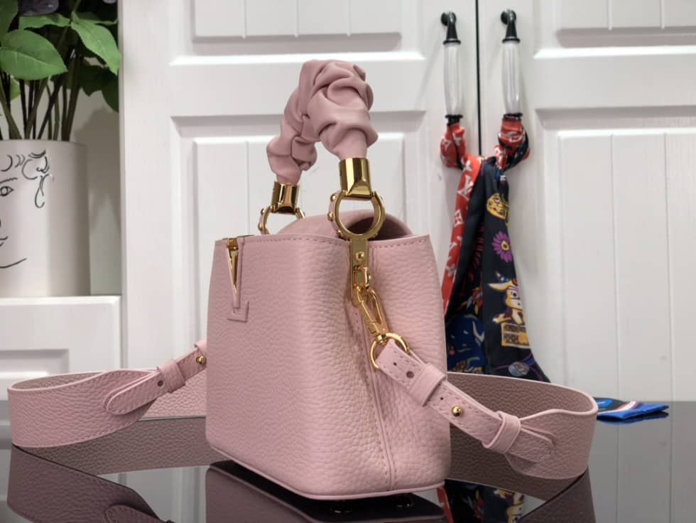 Best Replica Louis Vuitton Capucines Mini Pink M58586 Replica Shoulder Bag - Colareps