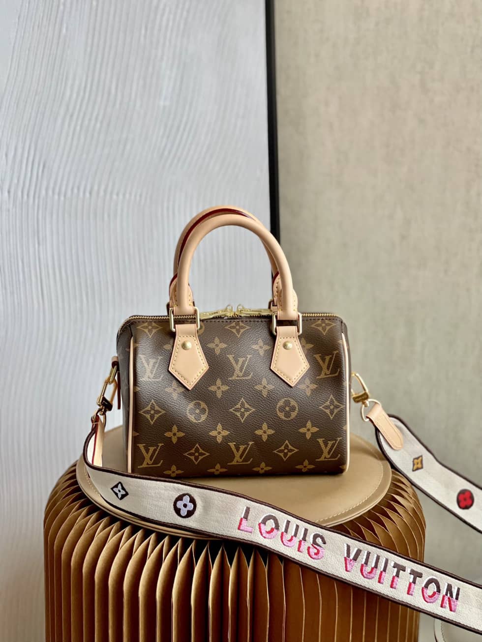 Best Replica Louis Vuitton Replica Bags Speedy Bandouliere 20 M45948 - Colareps
