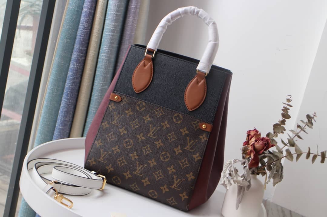Best Replica Louis Vuitton Monogram Fold MM 2way Tote Replica Black M45409 - Colareps
