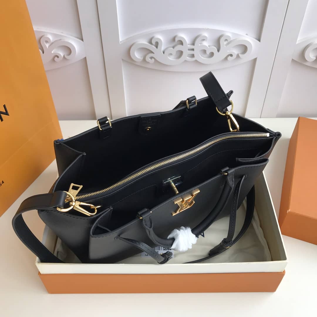 Best Replica Louis Vuitton Lockmeto Leather Tote Replica Black M54569 - Colareps