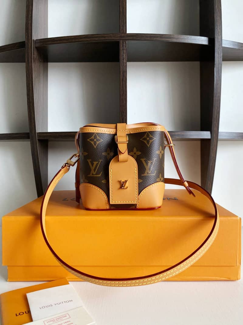 Best Replica Louis Vuitton Monogram Coated Canvas Replica Crossbody Bag Brown M57099 - Colareps