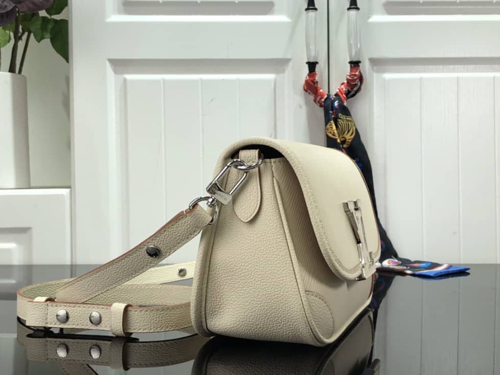 Best Replica Louis Vuitton Buci Epi Leather Brown M59457 Replica Crossbody Bag - Colareps