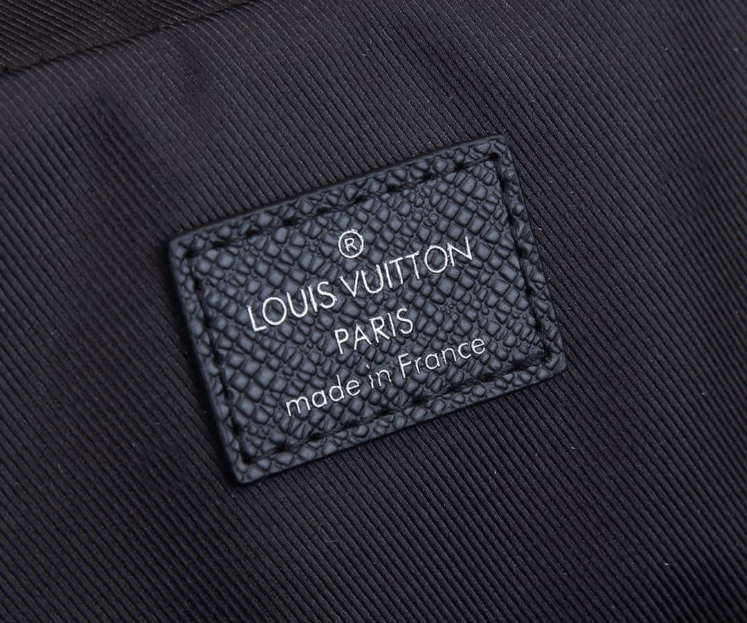 L0vis Vvtt0n Alex Briefcase Taiga Mens Business Bag Replica M30440