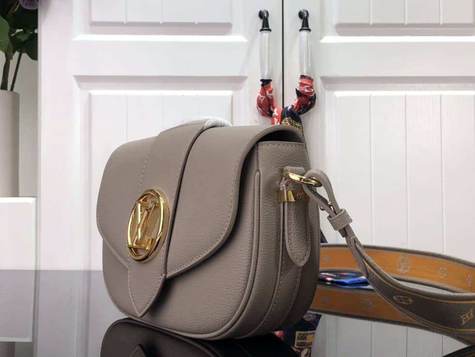Best Replica Louis Vuitton Pont 9 Soft MM Grained Calfskin Gery M58967 Replica Crossbody Bag - Colareps