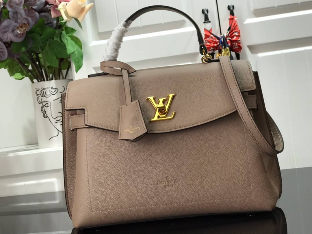Best Replica Louis Vuitton Lock Me Ever 2Way Bag Replica Khaki M52787 - Colareps