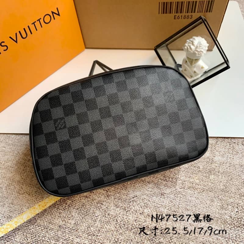 Best Replica Louis Vuitton Damier Graphite King Size Toiletry Bag Replica Black N47527 - Colareps