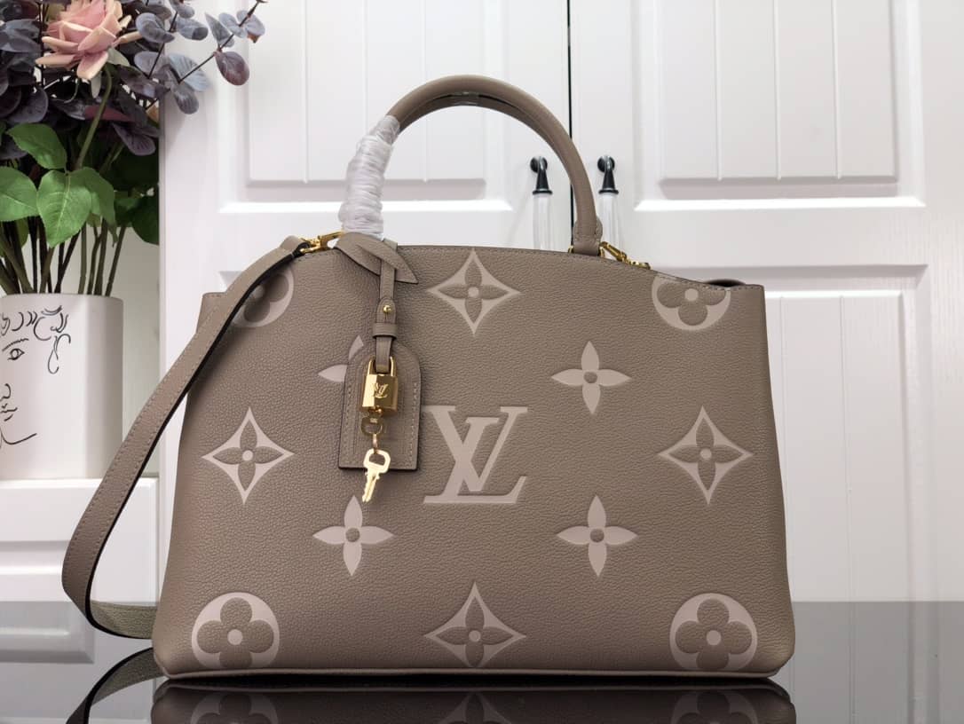 Best Replica Louis Vuitton Grand Palais Monogram Empreinte Bag Replica Gray M45811 - Colareps