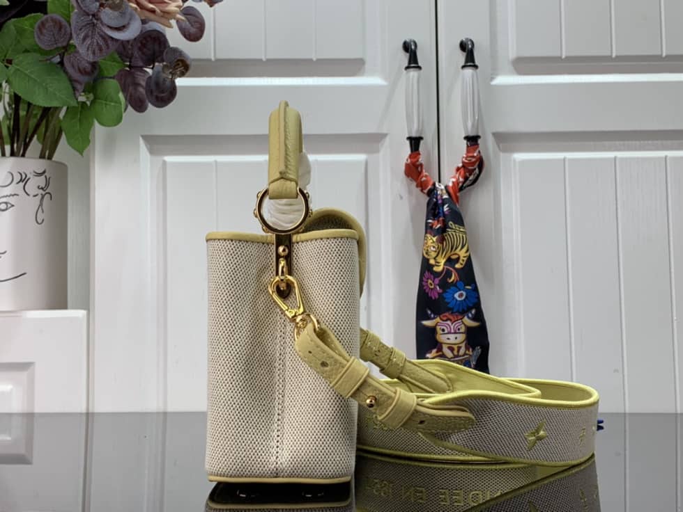 Best Replica Louis Vuitton Capucines Mini Yellow M59872 Replica Shoulder Bag - Colareps