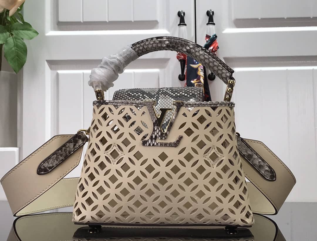 Best Replica Louis Vuitton Capucines BB Cutout Leather Bag Replica Apricot M57228 - Colareps