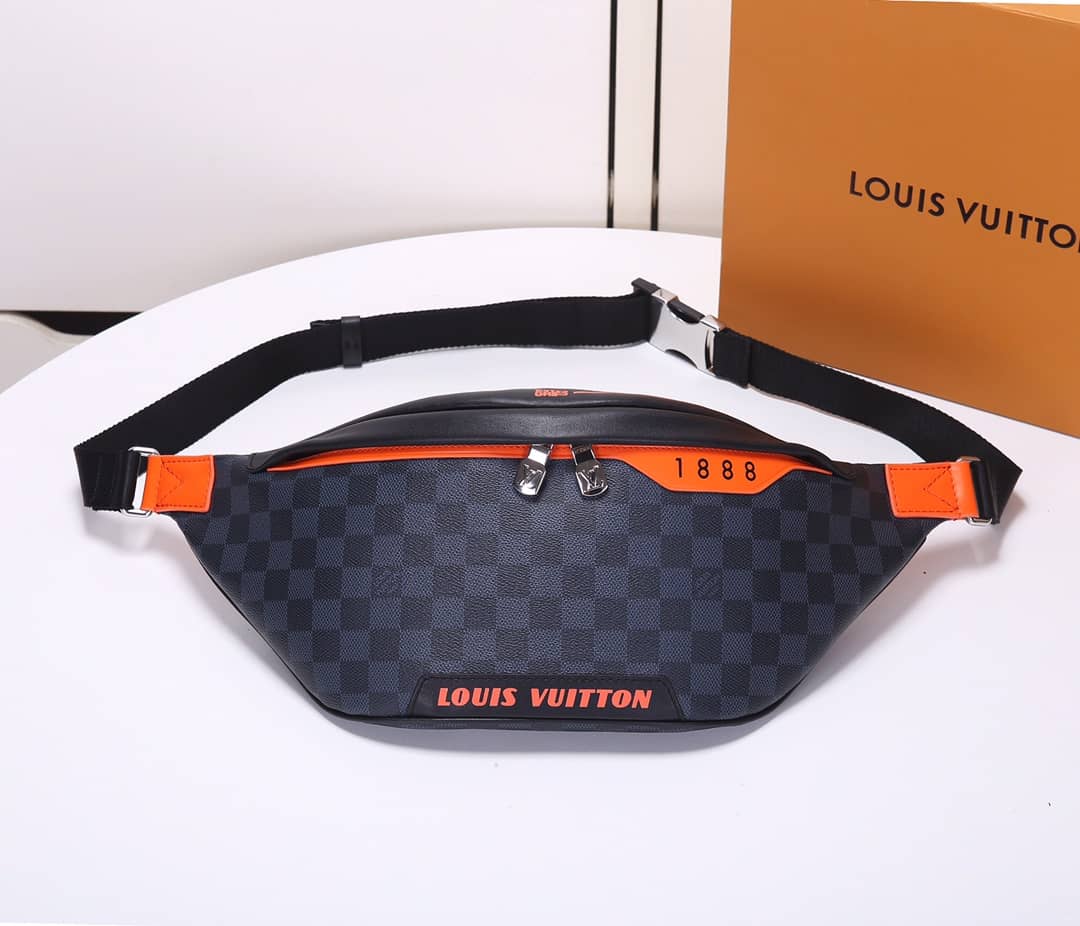 Best Replica Louis Vuitton Discovery Replica Belt Bag M40161 - Colareps