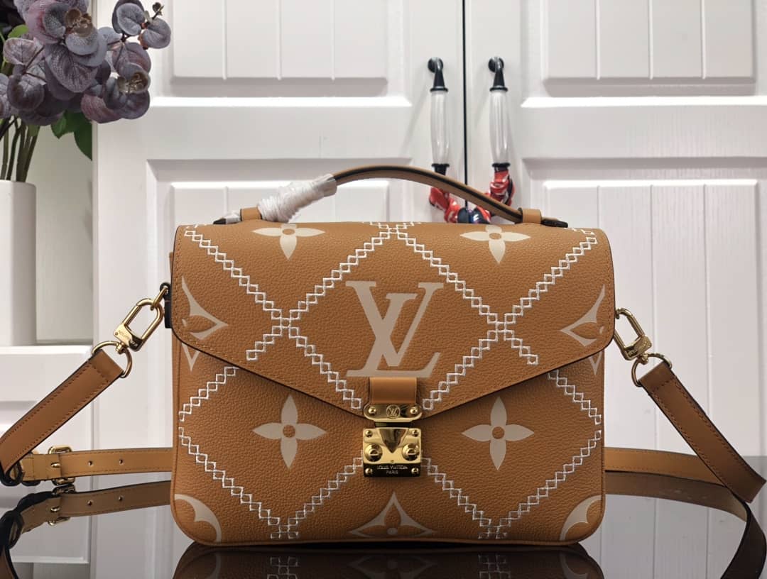 Best Replica Louis Vuitton Embroidered Pochette Metis M46028 Replica Shoulder Bag - Colareps