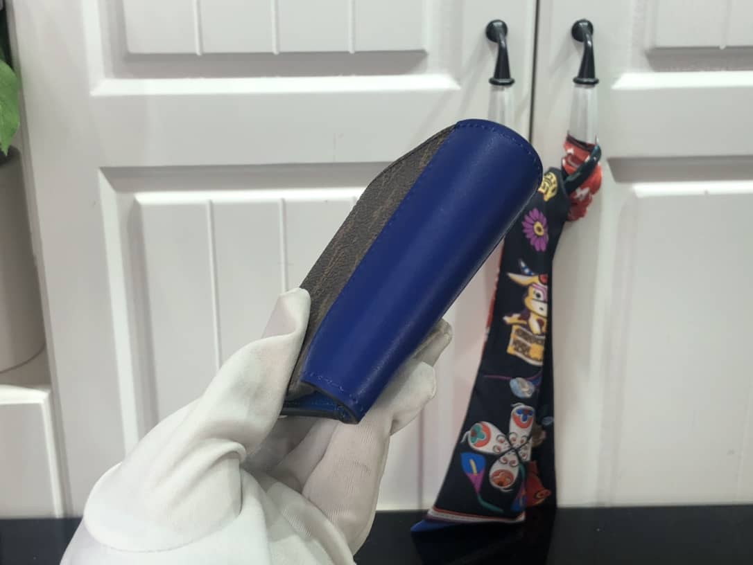 Best Replica Louis Vuitton Monogram Multiple Bifold Wallet Replica Blue M80781 - Colareps