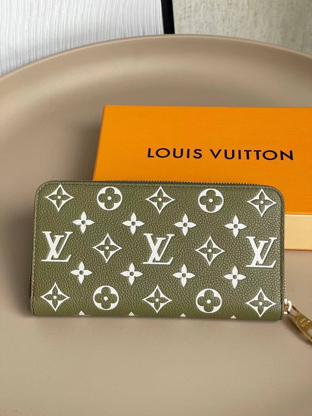Best Replica Louis Vuitton Monogram Empreinte Beige M81280 Replica Wallet - Colareps